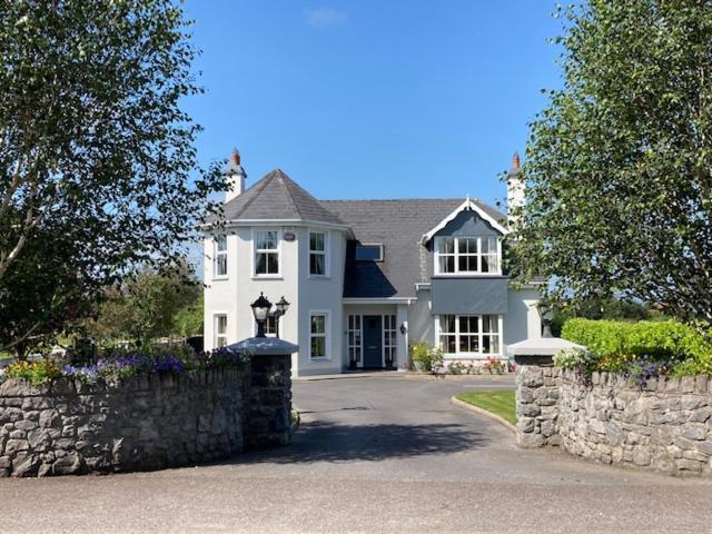Tailors Lodge, Continental Breakfast Castleisland Eksteriør bilde